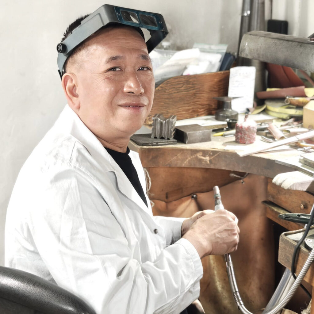 Atelier Kador, toute une équipe de joailliers et artisans passionnés